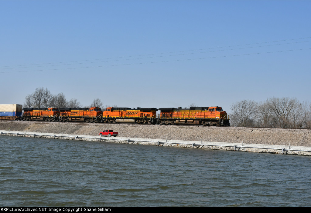 BNSF 4047